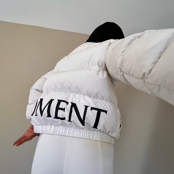 Perfect Moment White Black Puffer Snow Ski Jacket - Picture 5 of 13